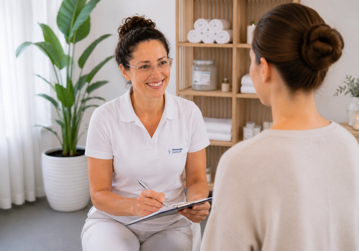 Gleichmässig geführte Behandlung bei hoher Grundspannung – Massage Zentrum Lenzburg